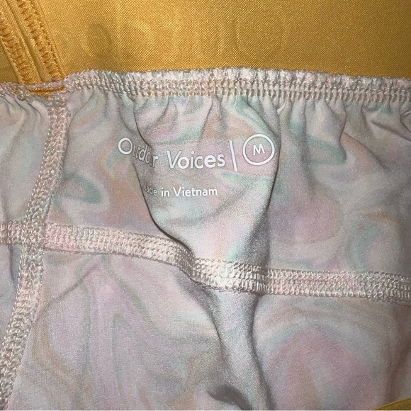 Outdoor Voices 3" Relay Shorts Women's Medium Small Stretch Running Linerless - Picture 4 of 4